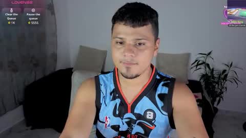 Snapshot of yeiko_44 chatting on February 14, 2026, 4:09 am Yeiko online show from February 14, 2026, 4:09 am