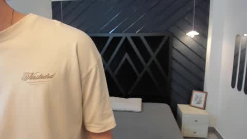 YEIKO ROMERO online show from March 1, 2025, 5:38 pm