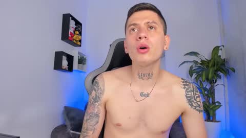 YEIKO ROMERO online show from September 10, 2025, 5:24 pm