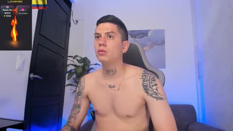 YEIKO ROMERO online show from November 7, 2025, 9:26 pm