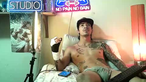 Snapshot of yeisoncastellanos1999 chatting on February 26, 2026, 7:57 pm yeisoncastellanos1999 online show from February 26, 2026, 7:57 pm