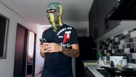 yeisongomezz online show from September 9, 2025, 7:57 pm