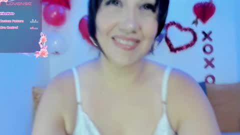 Yelena Owens online show from February 17, 2025, 1:25 am