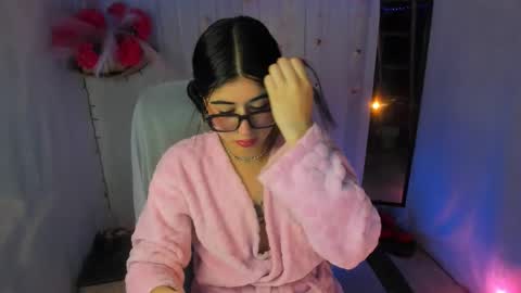 YELINA online show from March 9, 2026, 11:09 pm