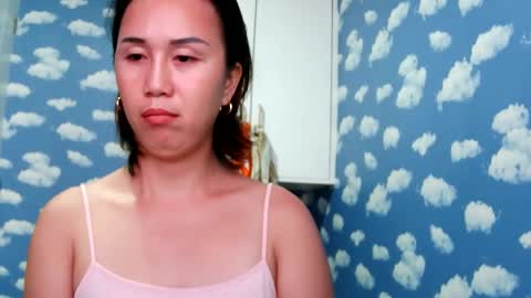 yella hope online show from February 3, 2026, 6:51 am