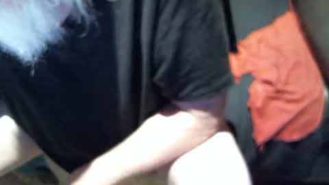 Snapshot of yellowsnakes chatting on October 17, 2025, 9:01 am . y e l l o w s n a k e s . online show from October 17, 2025, 9:01 am