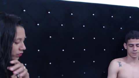 yeraldinandjos online show from November 29, 2025, 3:20 am