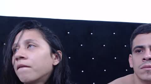 yeraldinandjos online show from November 30, 2025, 3:10 am