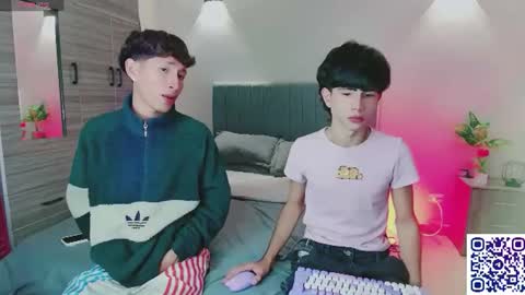 Snapshot of yeremmy_twink chatting on August 4, 2026, 6:43 pm yeremmy_twink online show from August 4, 2026, 6:43 pm