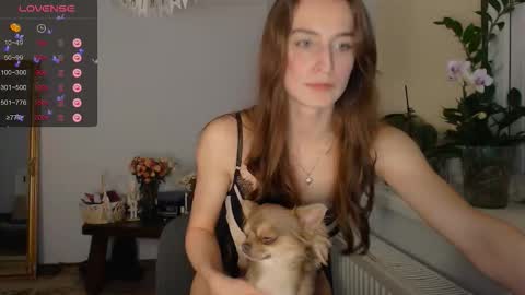 Zoe online show from February 12, 2026, 9:43 pm