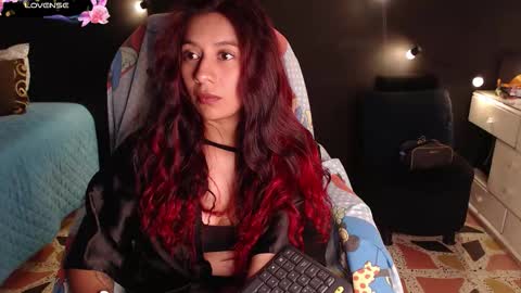 yesika_t online show from February 26, 2026, 2:27 pm