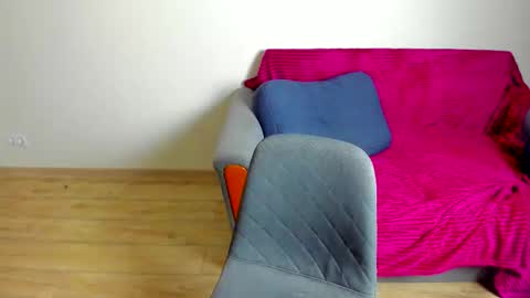 YesSir online show from December 5, 2025, 9:40 am