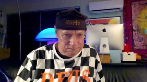 Snapshot of yessex247 chatting on December 27, 2024, 6:53 pm yessex247 online show from December 27, 2024, 6:53 pm