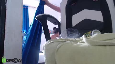 yessica and andres online show from February 8, 2025, 6:12 pm