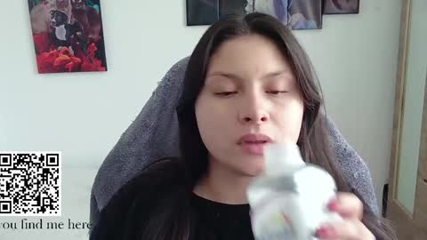 yessica_gomez01 online show from March 27, 2026, 7:35 pm