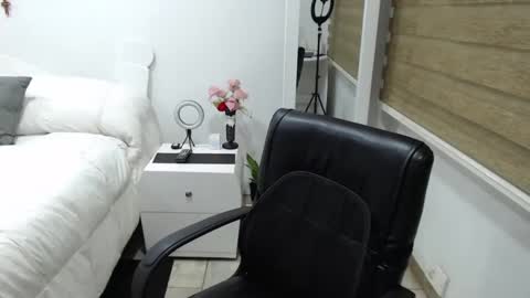 jessy online show from February 20, 2025, 2:51 am