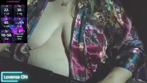 yessirprincesspet online show from October 4, 2025, 4:54 am