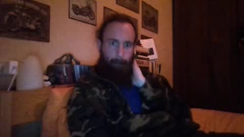 yeti_92 online show from January 27, 2025, 6:09 pm