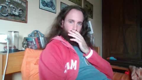 yeti_92 online show from September 27, 2025, 12:21 pm