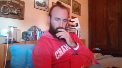 yeti_92 online show from September 29, 2025, 11:04 am