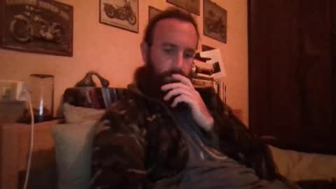 yeti_92 online show from December 1, 2025, 5:40 pm