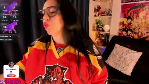 Luna online show from April 23, 2026, 1:18 am