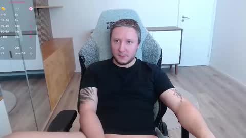 James online show from November 17, 2025, 10:54 am