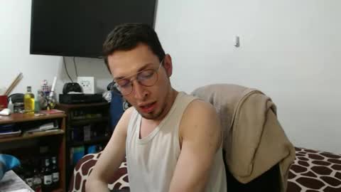 yinmao08 online show from March 7, 2026, 12:18 am