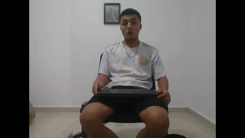 Snapshot of yissus_20 chatting on November 8, 2025, 6:40 pm yissus_20 online show from November 8, 2025, 6:40 pm