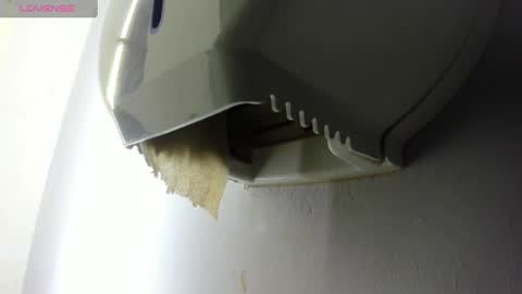 Yiyo online show from February 7, 2025, 10:29 am