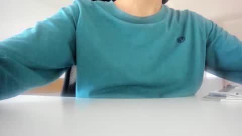 yoda130305 online show from September 19, 2025, 1:23 pm