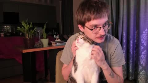 Max online show from April 7, 2026, 9:26 pm