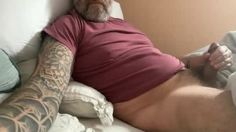 Snapshot of yogaman1 chatting on April 6, 2026, 4:08 pm Yogaman1 online show from April 6, 2026, 4:08 pm