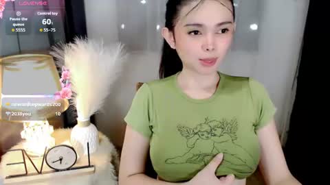 Snapshot of yogirl_abby chatting on June 13, 2026, 8:12 am Hi i am Abby i am Filipina Aussie youve ever wanted to meet NOT INTO CHEAP GUY online show from June 13, 2026, 8:12 am