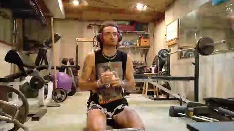 Yogurtmaker online show from September 30, 2025, 8:36 pm