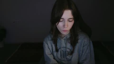 yoka_paradoxxx online show from November 15, 2025, 5:27 am