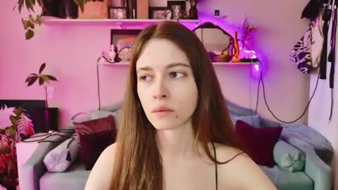 Snapshot of yoka_paradoxxx chatting on July 10, 2026, 9:34 am yoka_paradoxxx online show from July 10, 2026, 9:34 am