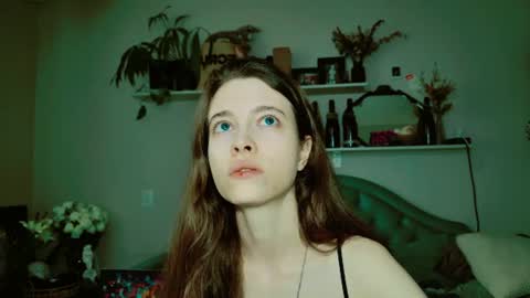 Snapshot of yoka_paradoxxx chatting on July 22, 2026, 12:08 pm yoka_paradoxxx online show from July 22, 2026, 12:08 pm