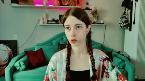 Snapshot of yoka_paradoxxx chatting on August 2, 2026, 10:46 am yoka_paradoxxx online show from August 2, 2026, 10:46 am