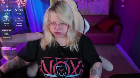 Yoki online show from April 4, 2026, 6:33 am