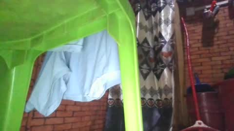 yolandrina05 online show from August 1, 2026, 2:33 am