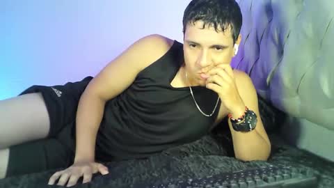 Snapshot of yonat_ chatting on March 22, 2026, 1:42 am Yonat online show from March 22, 2026, 1:42 am