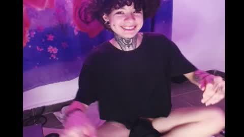 Little Mike Independent model online show from February 22, 2026, 8:51 pm