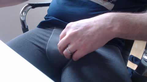 Snapshot of yorkiemanuk chatting on February 26, 2026, 10:14 am yorkiemanuk online show from February 26, 2026, 10:14 am