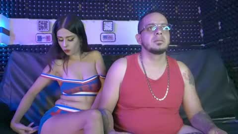 dulceandyors online show from December 18, 2024, 8:47 pm