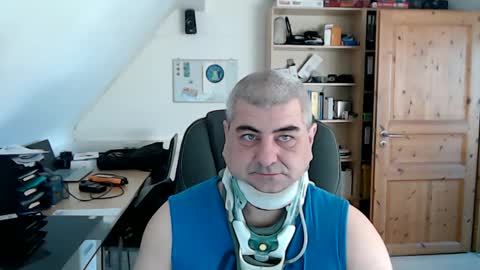 yoschi1976 online show from December 26, 2024, 10:05 am