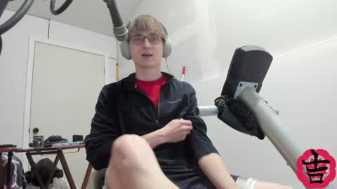 yosh online show from December 4, 2024, 7:06 am