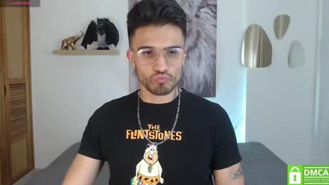 Snapshot of yoshy_man chatting on January 26, 2025, 3:59 am yoshy_man online show from January 26, 2025, 3:59 am