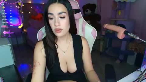 Snapshot of you_angel__ chatting on July 10, 2026, 7:23 am Ana online show from July 10, 2026, 7:23 am