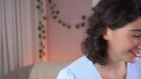 Elizabeth brunette -- Darline blonde  online show from December 15, 2024, 7:13 am